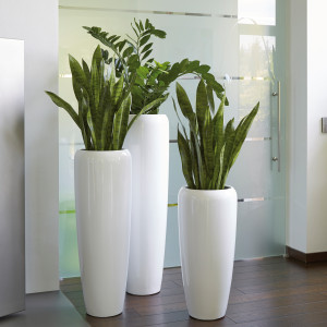 Flingora Vase »Cleo« mit Einsatz - Fiberglas Pflanzvase - Indoor & Outdoor - Hochglanz Weiß - Höhe 97 cm / Ø 34 cm