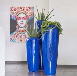Flingora Vase »Cleo« mit Einsatz - Fiberglas Pflanzvase - Indoor & Outdoor - Hochglanz Kobaltblau - Höhe 75 cm / Ø 34 cm