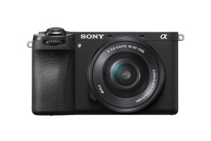 Sony A6700 (ILCE-6700) z ob. 16-50mm f/3.5-5.6 PZ OSS  