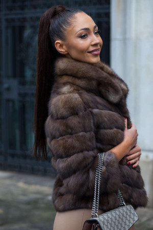 Eleganckie futro z rosyjskich soboli
