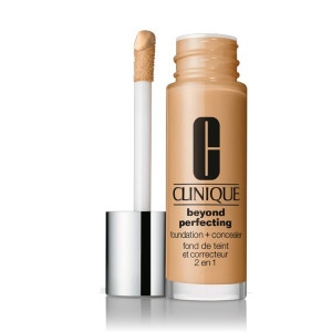 Beyond Perfecting™ Foundation + Concealer 30ml
