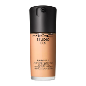 Studio Fix Fluid SPF15 24HR Matte Foundation + Oil Control 30ml