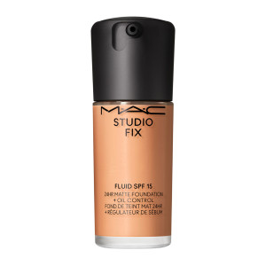 Studio Fix Fluid SPF15 24HR Matte Foundation + Oil Control 30ml