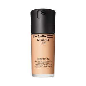 Studio Fix Fluid SPF15 24HR Matte Foundation + Oil Control 30ml