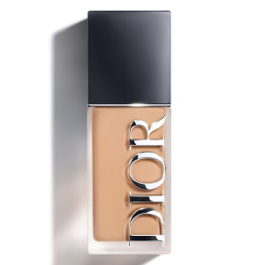 Dior Forever Skin Wear Blurring Natural Matte Foundation - 24h Ultra Wear 30ml
