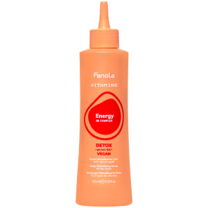 Fanola Vitamins Energy Detox Scrub - żel peelingujący do skóry głowy, 195ml