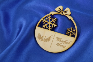 Bombki choinkowe ze sklejki z dowolnym grawerem - wym. 71x82mm - BDR001