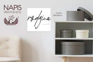 Napis dekoracyjny - rodzina jest najważniejsza - cyfrowy druk UV - NAP024