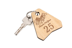 Brelok drewniany Ollobrel 2 - kolor naturalny - wym. 69x65mm - BD083