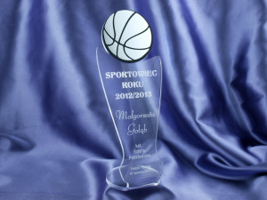 STATUETKA SPORTOWA - piłki - model DTA13 - wysokość 25 cm