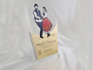 STATUETKA FOLKOWA PARA - model DTA14 - wysokość 33,5 cm