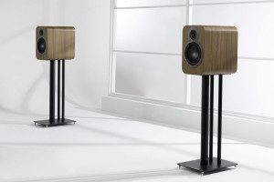 Q Acoustics 3030c Matt svart