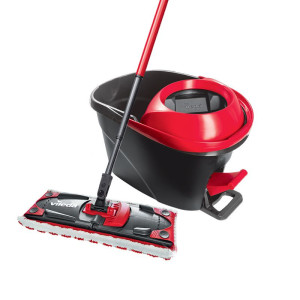 Vileda UltraMax Turbo zestaw zawiera: stelaż, mop, kij oraz wiadro. 
Mop obrotowy Ultramax TURBO: Łatwe sprzątanie, bezdotykowe odsączanie