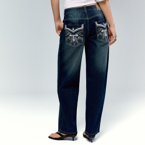 Granatowe jeansy baggy fit z ozdobnymi kieszeniami - House - granatowy - 199KQ-59J