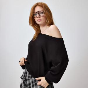 Czarna bluza z dekoltem one shoulder i długim rękawem - House - czarny - 482KQ-99X