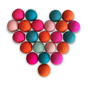 Treusinn® Hundespielball FILZY - Salbei