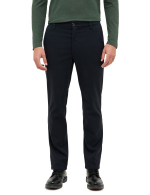 Mustang Herren Hose gerade Tramper Dunkelblau W42-L38 extra lang