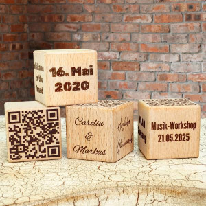 keepdrum Personalisierter Holzwürfel 4cm mit Gravur