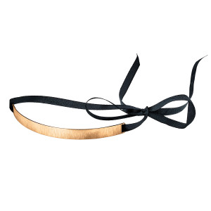 Lumoava Maininki choker riipus kullattu L67256200000