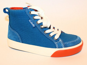 Clarks wygodne canvasowe trapmki Club Pop 30