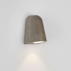 HIT 2023 Kinkiet zewnętrzny Mast Light Coastal beton 8183 Astro Lighting