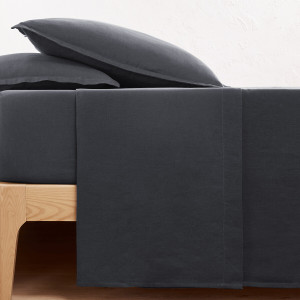 Μονόχρωμο σεντόνι από προπλυμένο λινό 240x290 cm