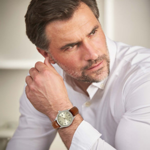 L'Homme Moderne Montre automatique Gentleman