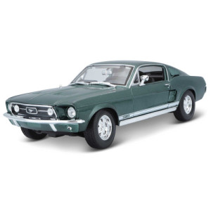L'Homme Moderne Ford Mustang GTA Fastback de 1967