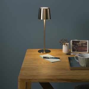 Mobile LED Außen Tischlampe, 37cm, 300lm, CCT, USB, messing/goldfarben