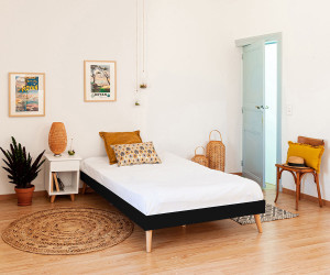 Ma Chambre d'Enfant Lit enfant avec sommier et pieds Honey  Noir 120x190 cm