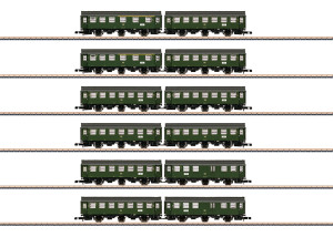 Set mit 6 Umbauwagen-Paaren im Display