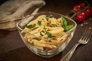 mediterraner Nudelsalat "Penne Mediterran"