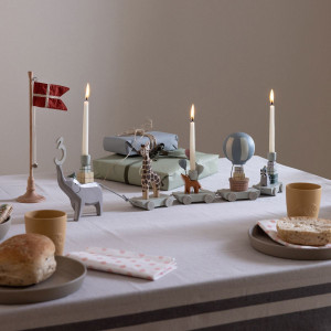 Sebra Bursdagstog, Treleke
