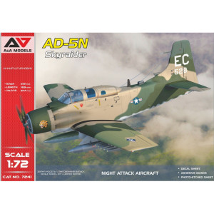 Douglas AD-5 N Skyraider