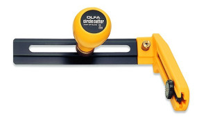 Przyrząd do wycinania kół z kartonu