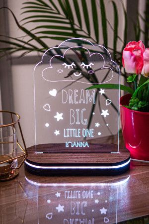 Dream Little One, Φωτιστικό