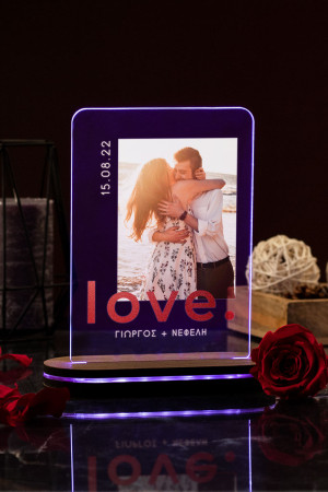Love You Again, Φωτιστικό