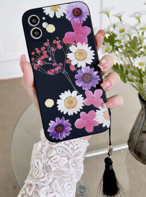 kwieciste etui Iphone 16