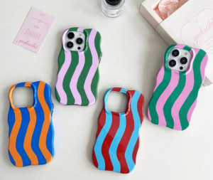 falowane paski etui iphone 15 pro max