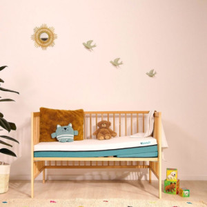 Matelas bébé Tiny bleu + plan incliné Matelas bébé 60x120cm