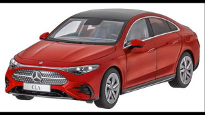 Mercedes-Benz CLA Coupé C178 Miniaturmodell 1:18