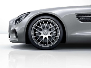 AMG Schmiederad im Kreuzspeichen Design 19 Zoll AMG GT Baureihen C190/R190 A19040107007X21