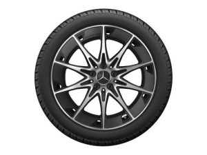 AMG Vielspeichen-Rad Schwarz Matt Glanzgedreht 265/40 R19 102V XL Michelin Pilot Alpin 5 MO1