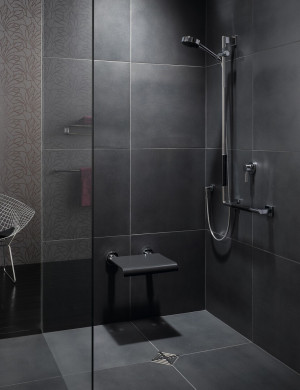 emco system 2 Dusch-Haltegriff, rechts mit ruschhemmender Ummantelung, 1137 mm chrom / schwarz, 3570 357021209