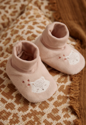 Petit Béguin Chaussons bébé en velours Doucette