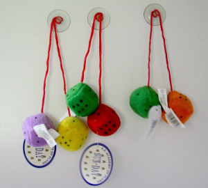 Kostka z przyssawką - 8cm - pluszak, maskotka