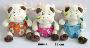 Krówka w kubraczku 3 kolory - 25cm Różowy - pluszak, maskotka