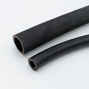 EPDM-Doppelmantel-Chemieschlauch - peroxidisch vernetzt Innen-: 20 mm / Außen-: 27 mm / max. Betr.-Druck: 6 bar / Platzdruck: 18 bar / min. Bieger