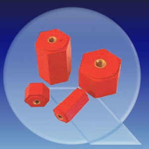 Isolierstützer aus PEs-glasfaserverstärkt - sechskant L: 35 mm / Nennspannung (AC/DC): 600/750 Volt / Innengewinde: M10 x 1,5 / P1: 15 mm / D: 42 mm
