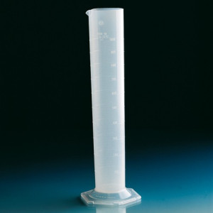Messzylinder aus PP Inhalt: 10 ml / Außen-: 15 mm / Höhe: 145 mm / Graduierung: 0,2 ml / Einheit: 6 Stück